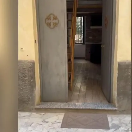 B&B Napoli Apartment *